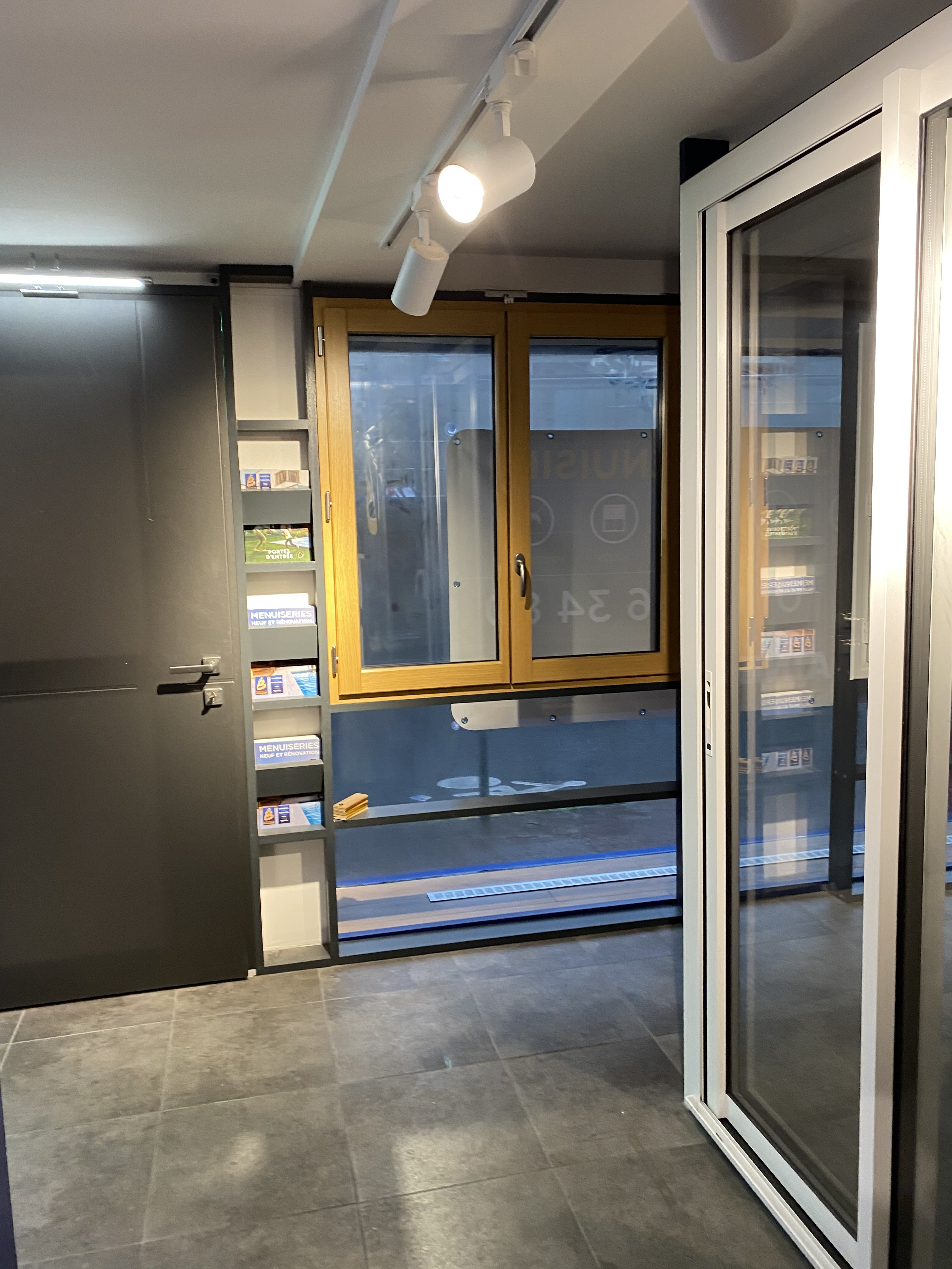 Showroom de la Boutique MJP Habitat à Longjumeau