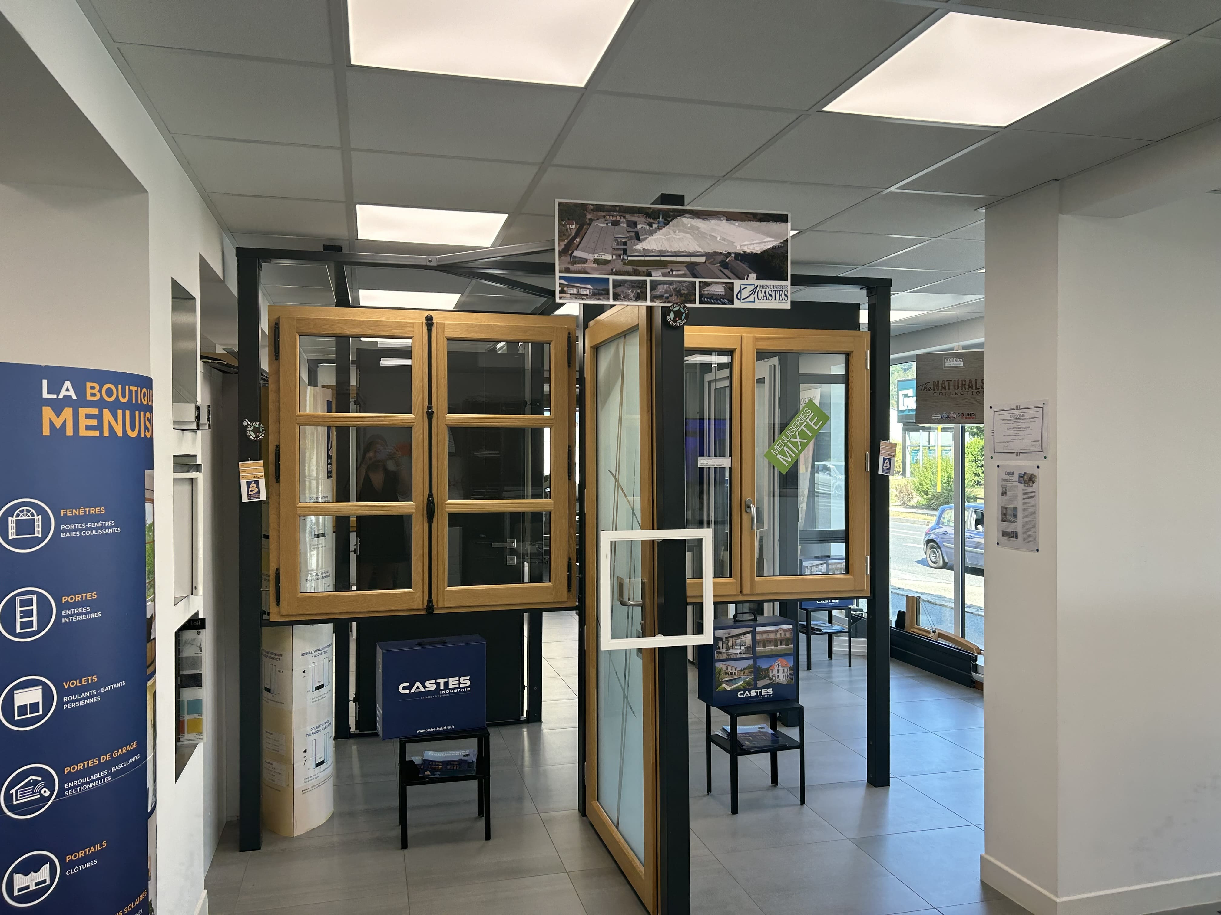 Photo du showroom de La Boutique du Menuisier Tomtoms à Firminy