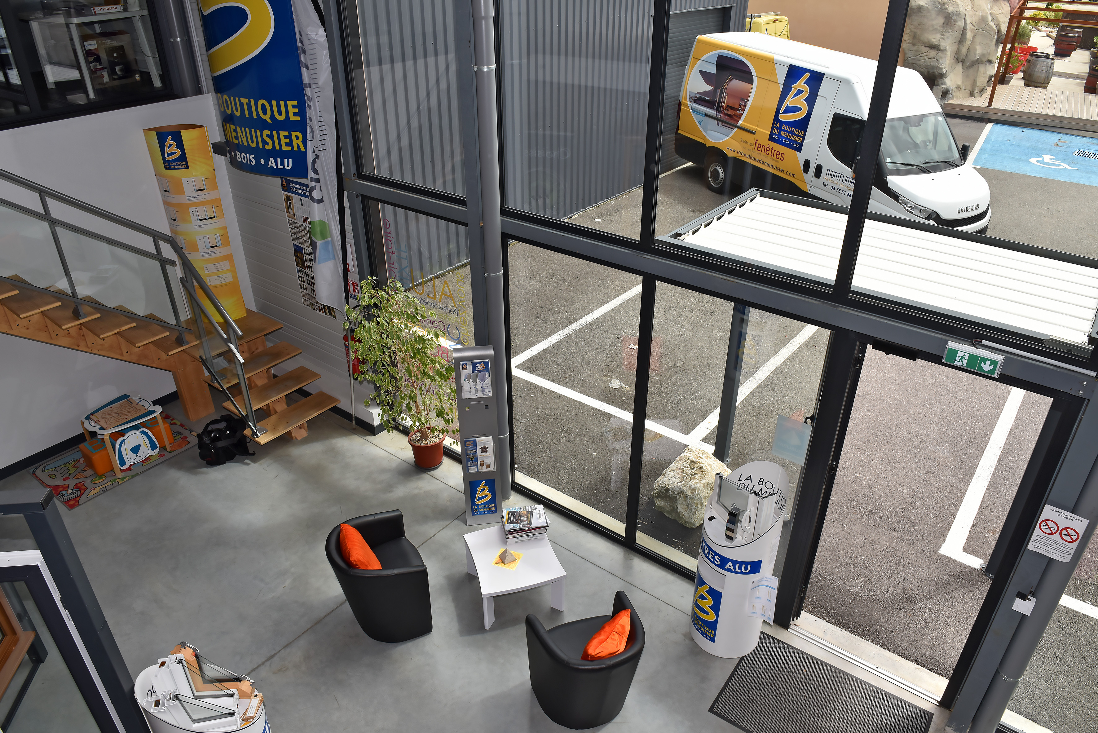 Showroom de la Boutique Drome Ouvertures à Montélimar