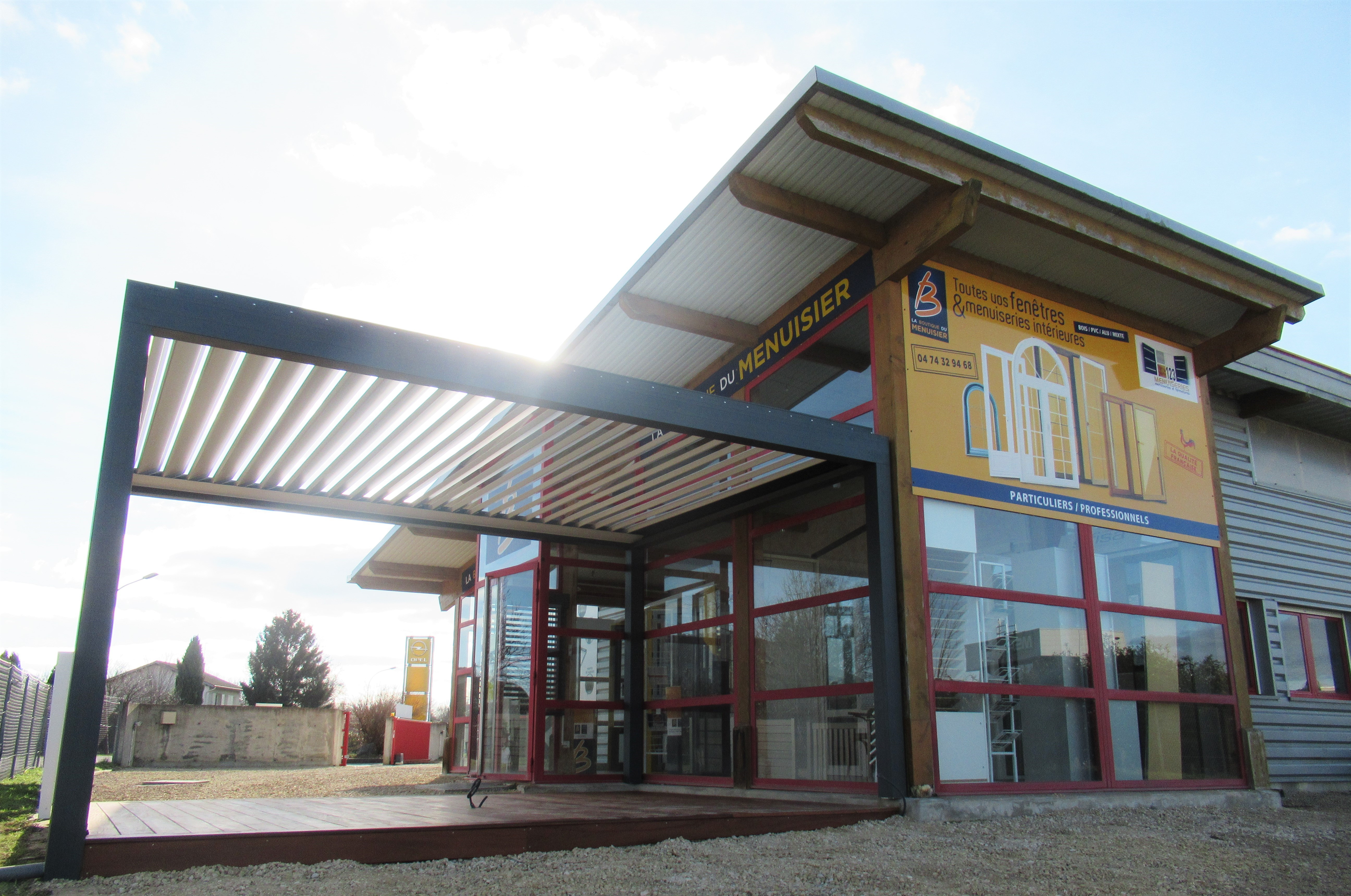 Façade de la Boutique 1 2 3 Menuiseries à Châtillon-sur-Chalaronne