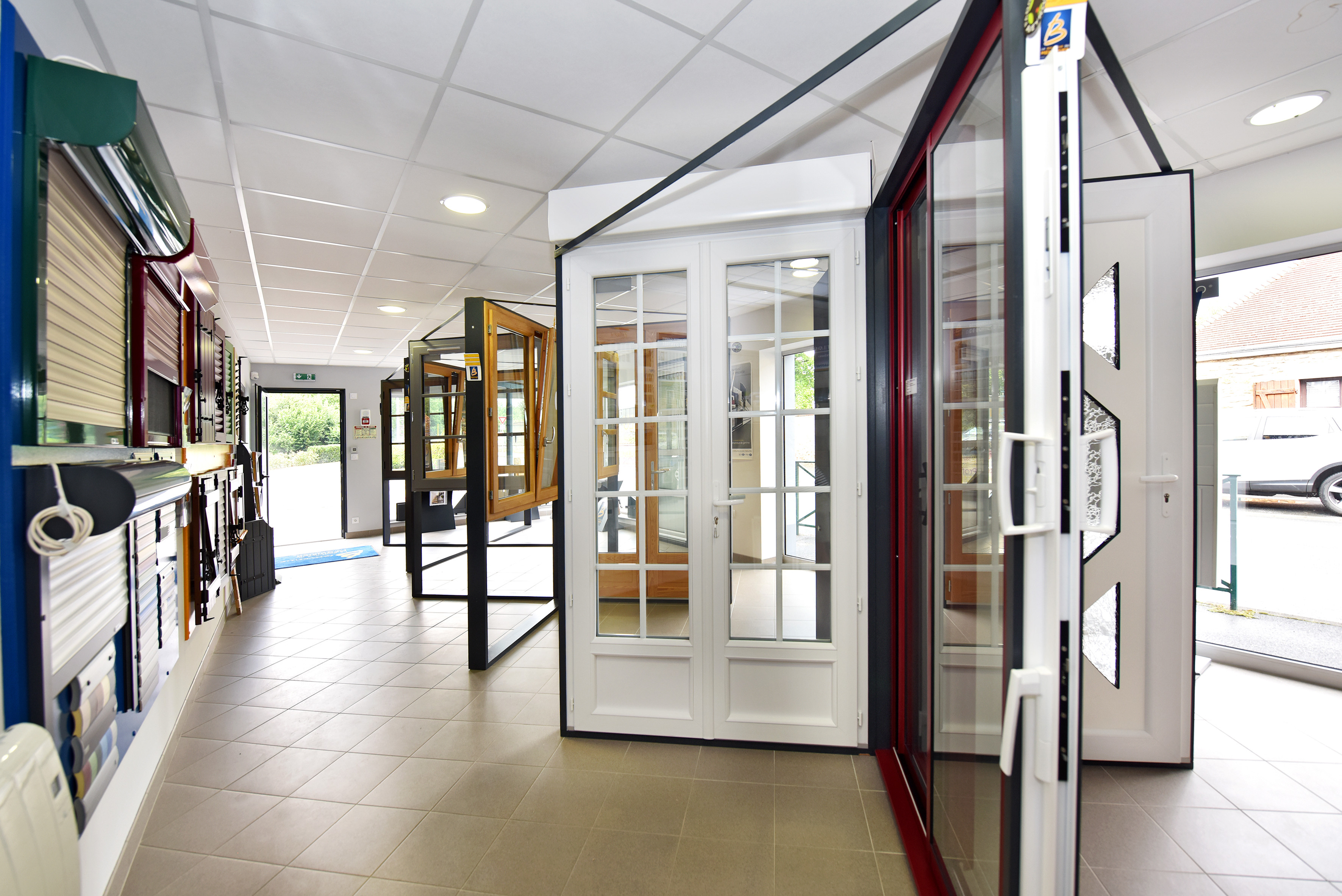 Showroom de la Boutique Bernardet Menuiserie à La Châtre (36)