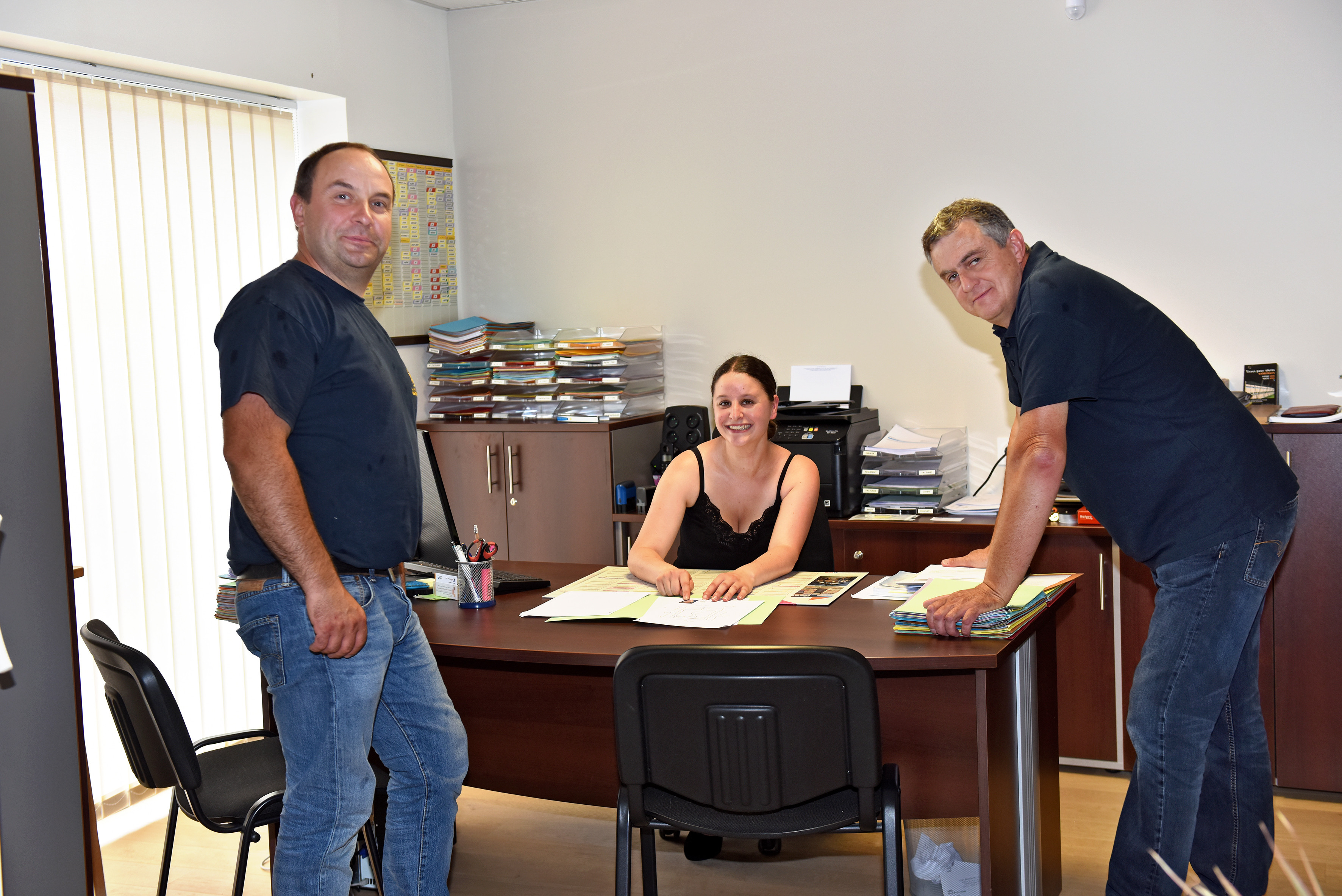 Equipe de la Boutique Bernardet Menuiserie à La Châtre (36)