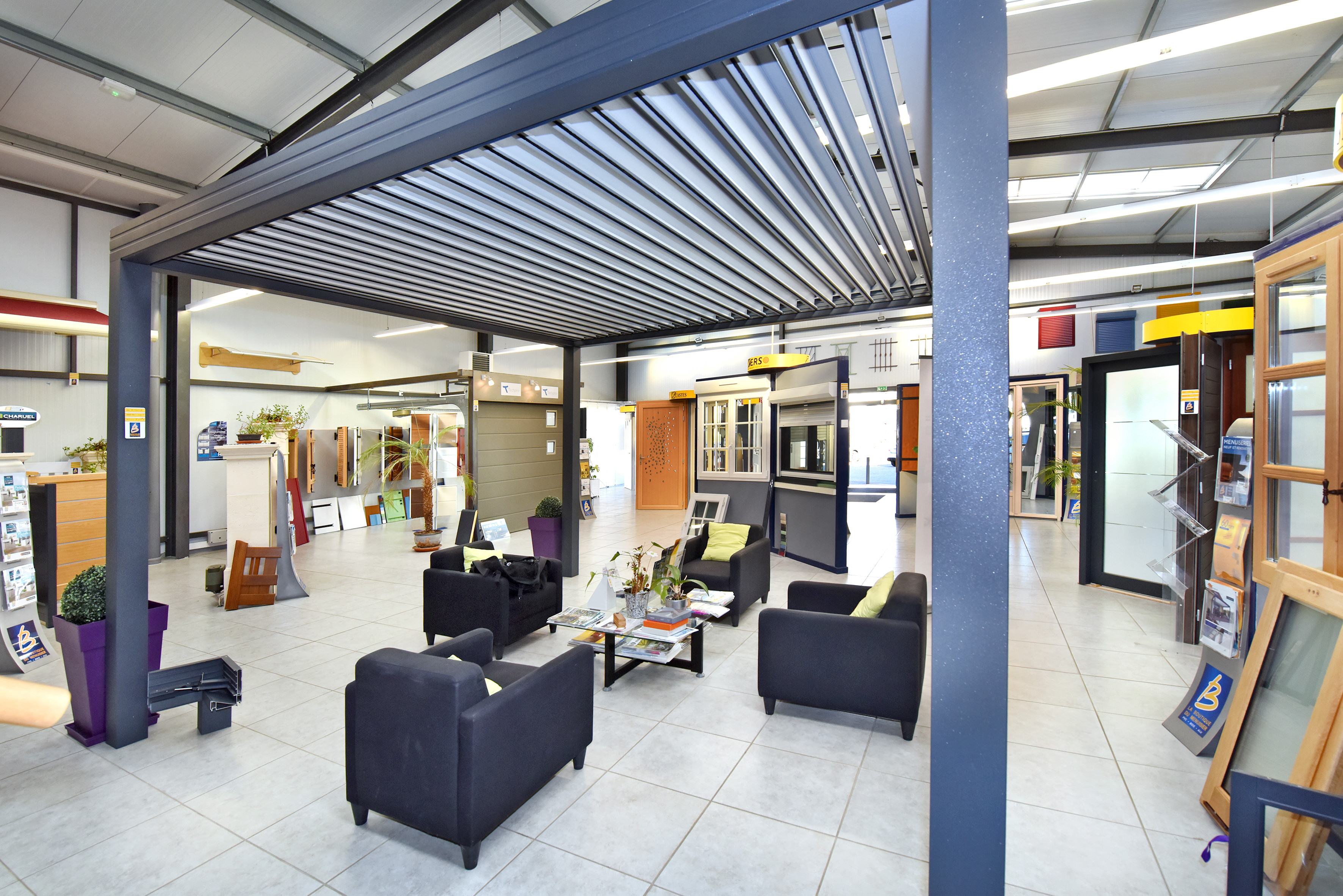 Showroom de la Boutique Menuiseries Faugère à Cahors