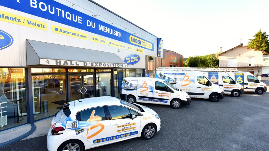 Façade de la Boutique Menuiseries Faugère à Cahors