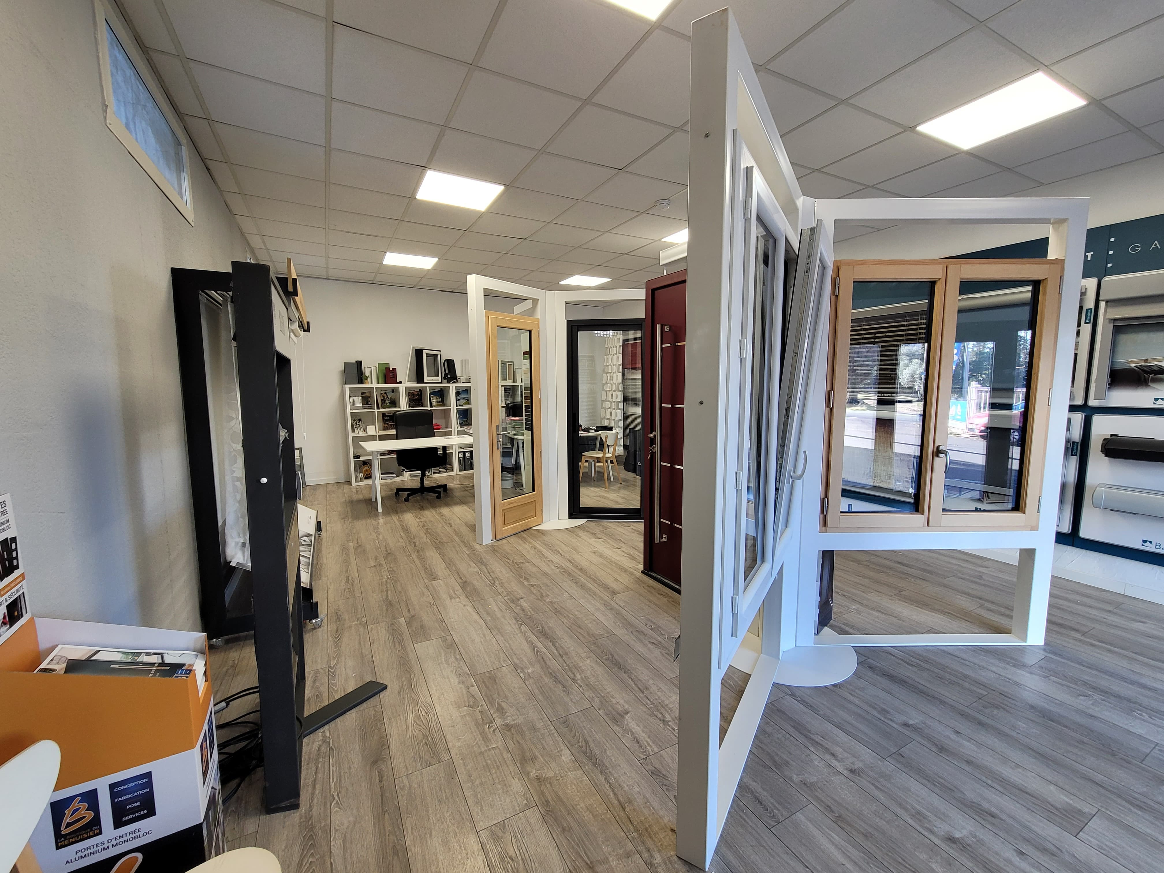 Showroom de La Boutique du Menuisier Atelier 19 à Mauguio (34)