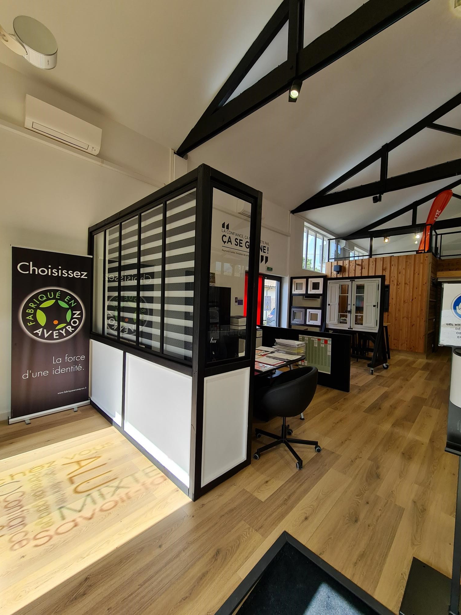 Showroom de la Boutique Fenêtres Sud Gironde à Pessac