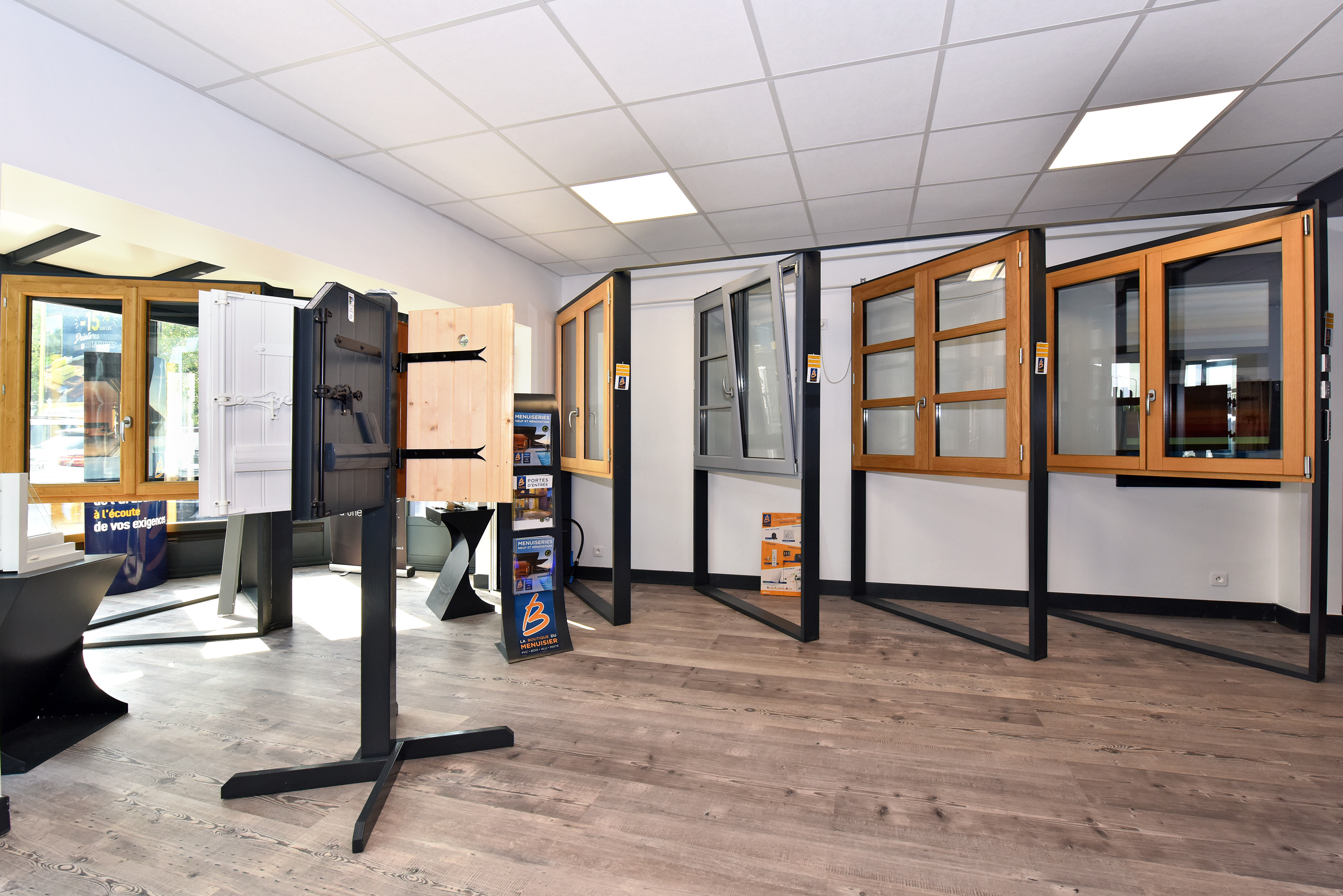 Showroom de La Boutique du Menuisier SMVB Maisonnier à Châteauroux (36)