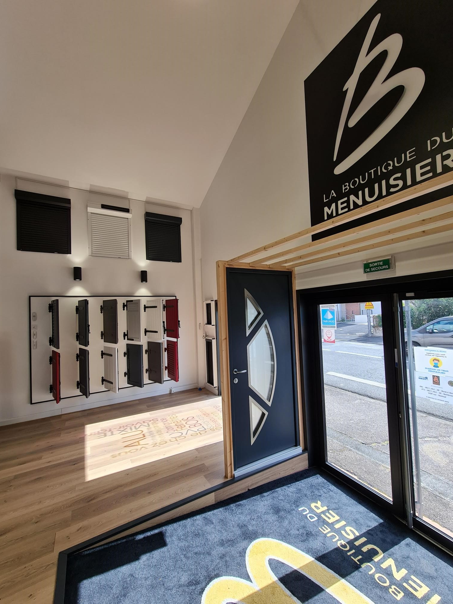 Showroom de la Boutique Fenêtres Sud Gironde à Pessac