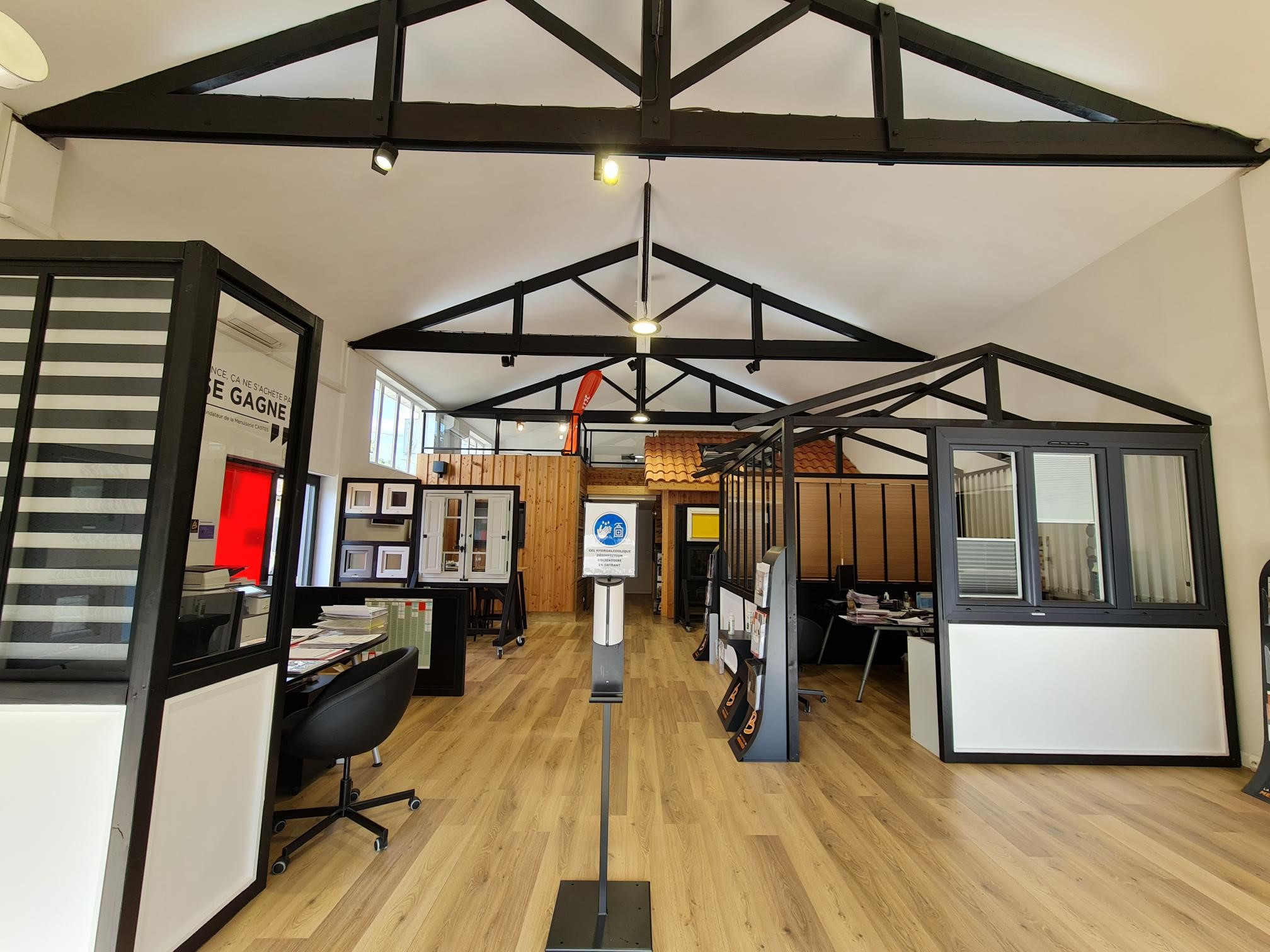 Showroom de la Boutique Fenêtres Sud Gironde à Pessac