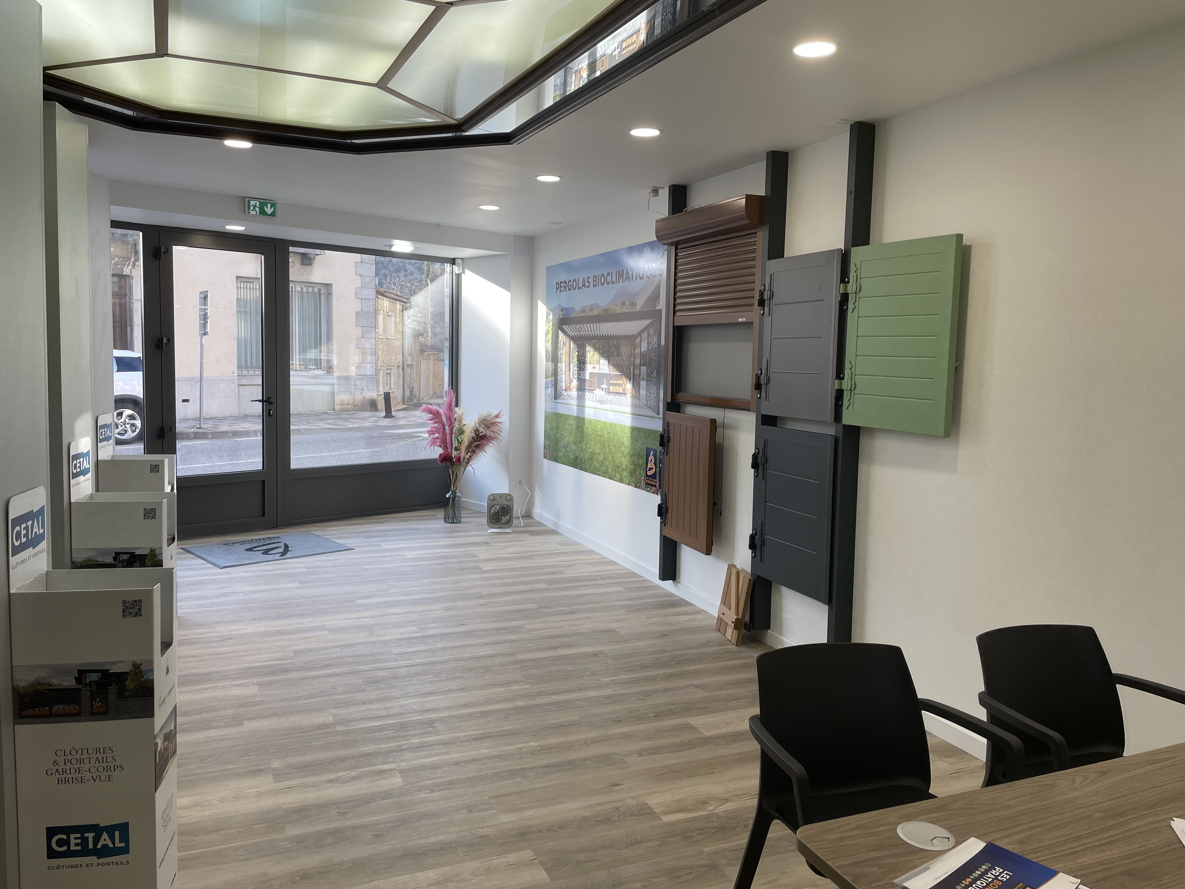 Showroom de La Boutique Serres JA à Laragne (05)