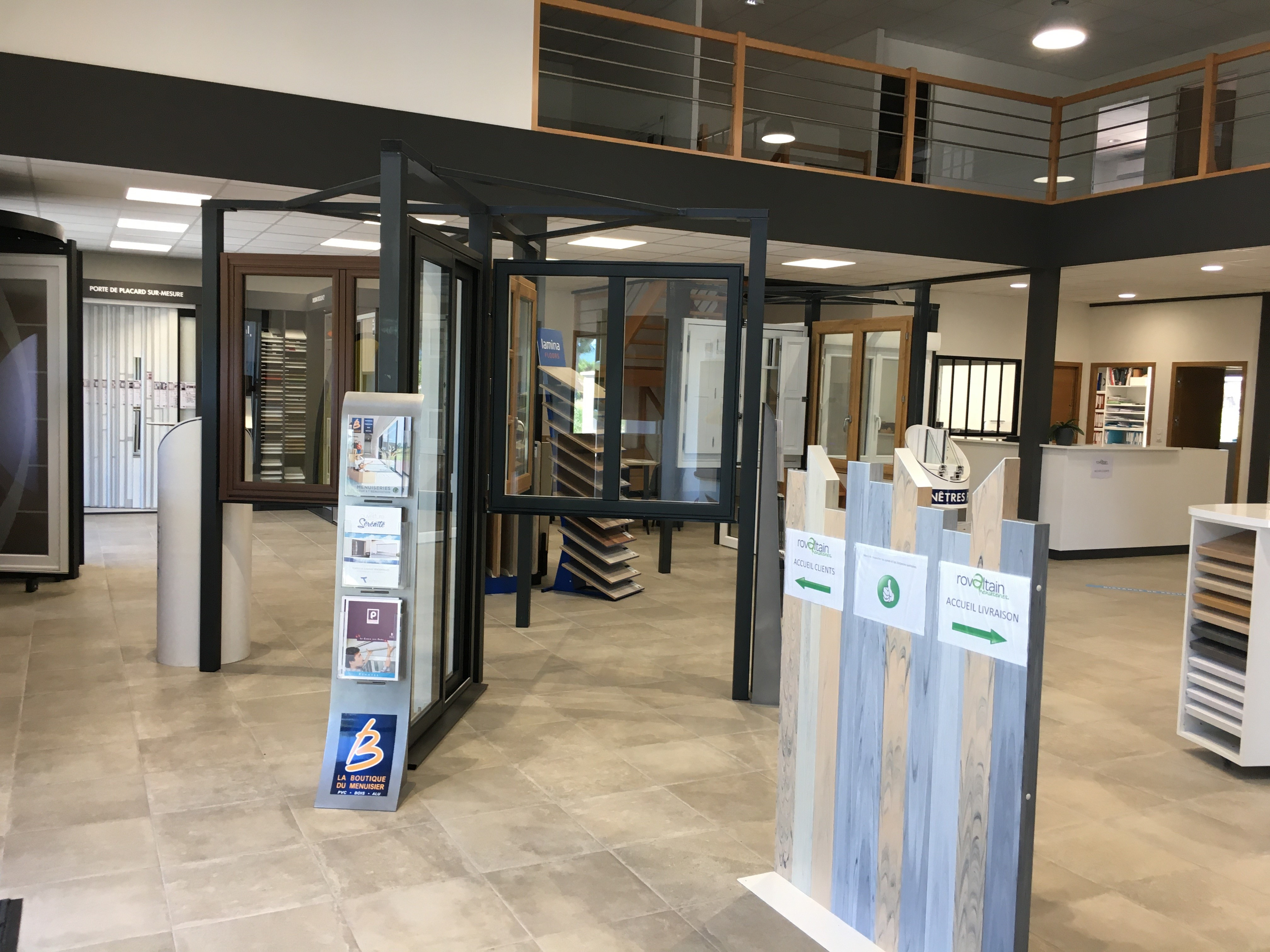 Showroom de la Boutique Rovaltain Menuiseries à Saint-Paul-lès-Romans