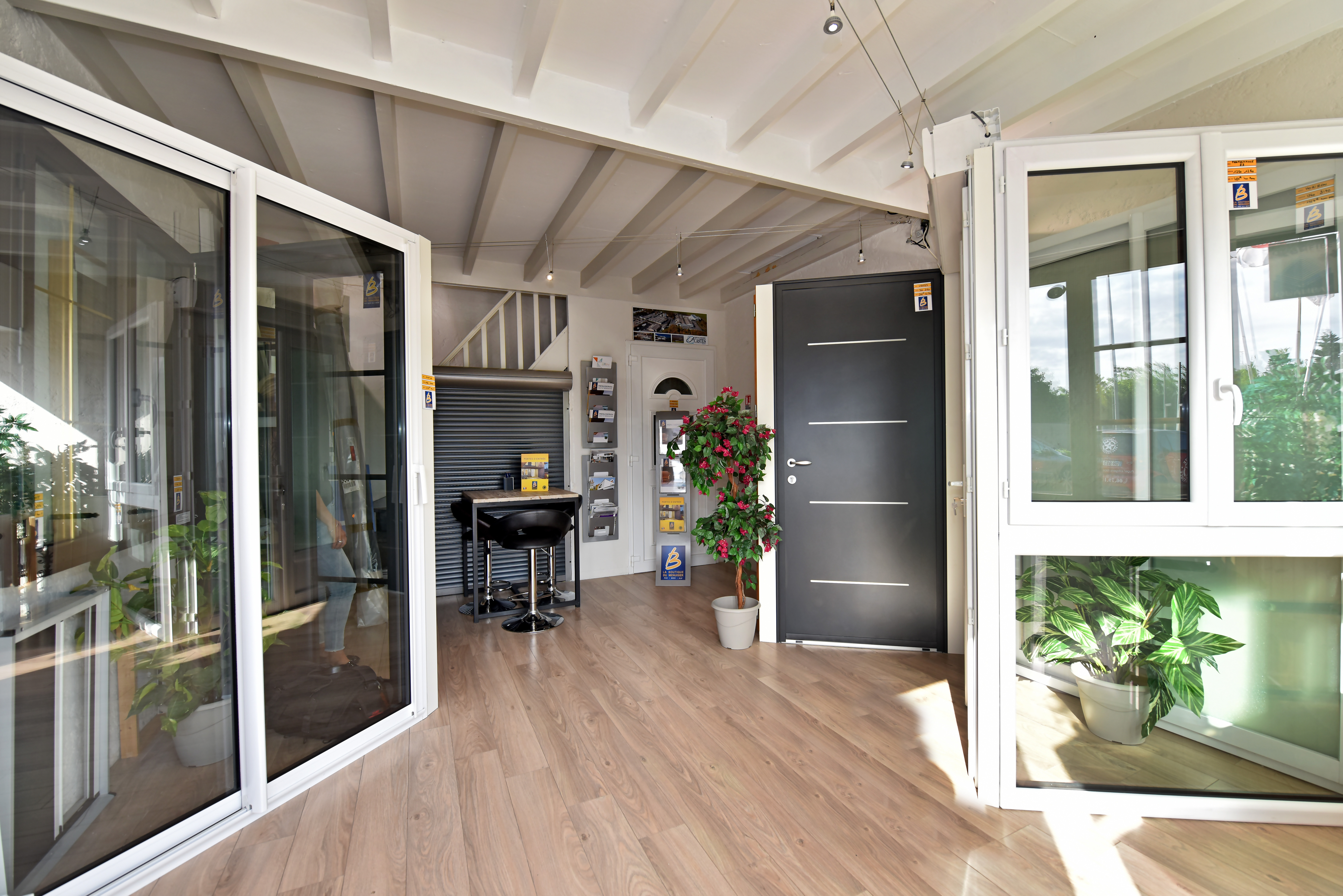 Showroom de la Boutique Var Fenêtre à Fréjus