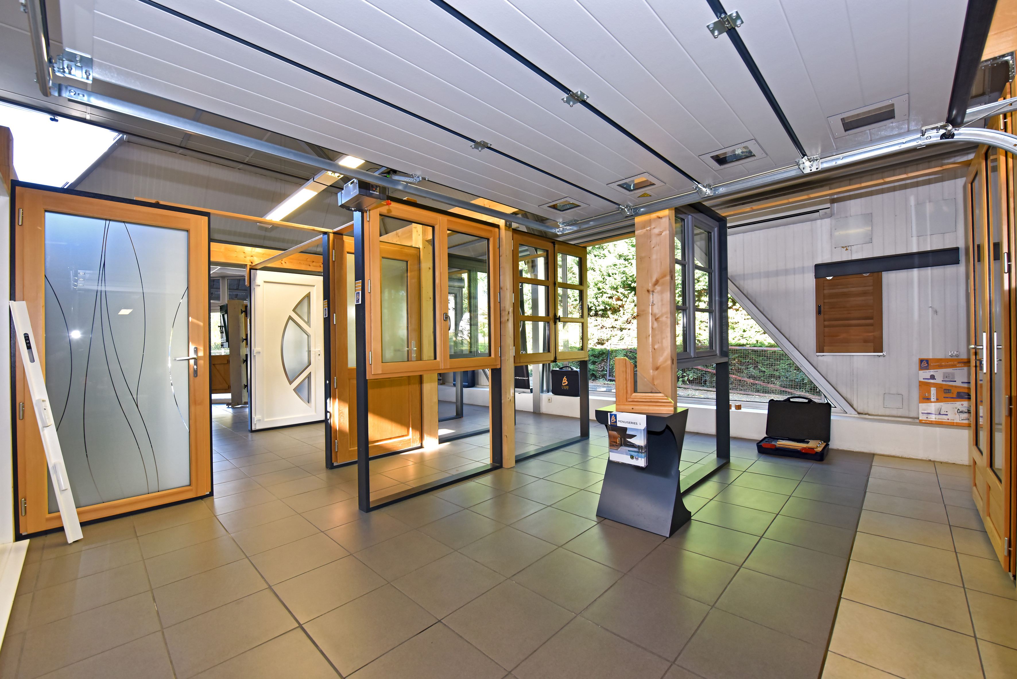 Showroom de la Boutique Delmas Diffusion à Saint-Pierre-des-Monts