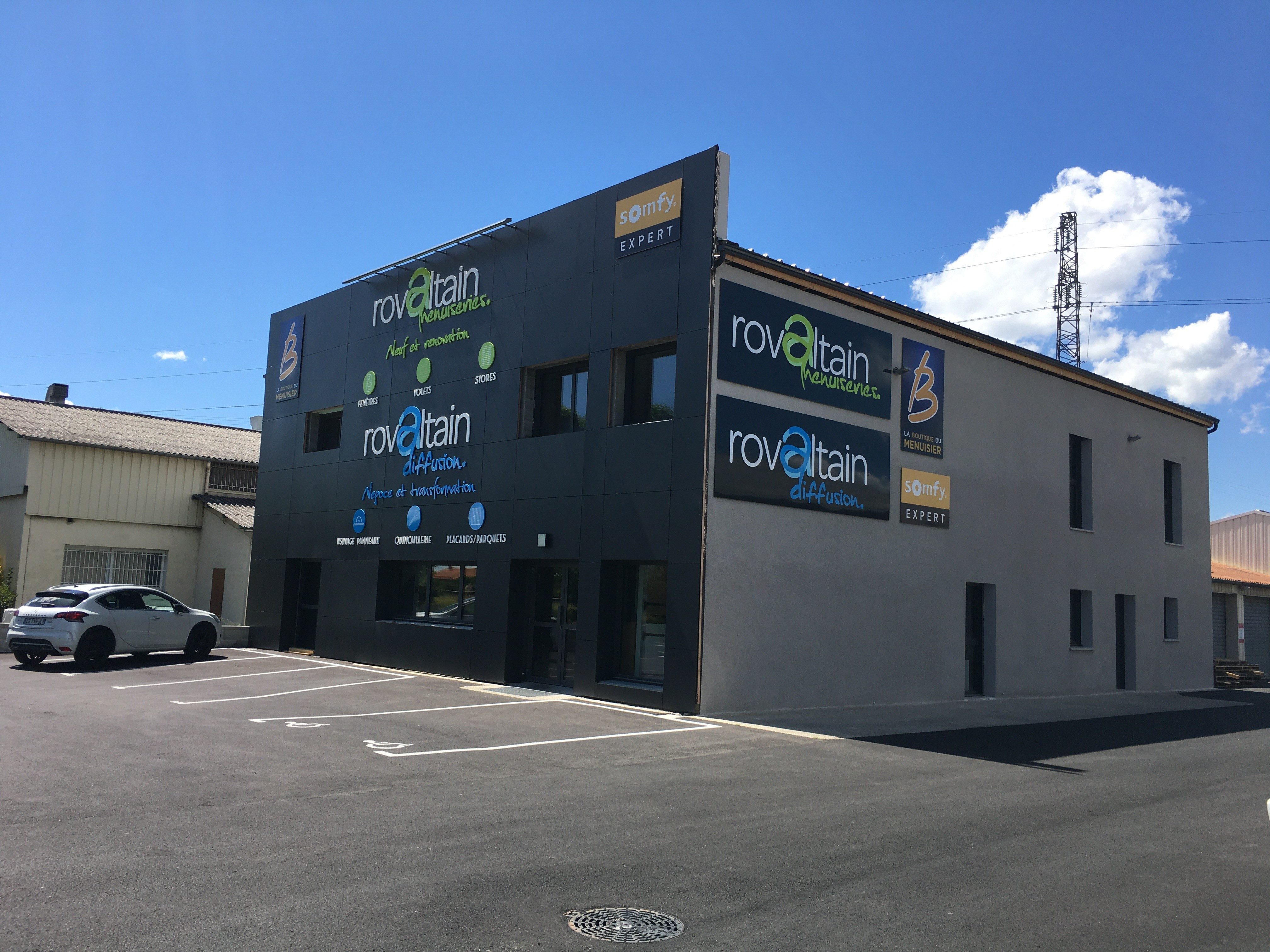 Façade de la Boutique Rovaltain Menuiseries à Saint-Paul-lès-Romans