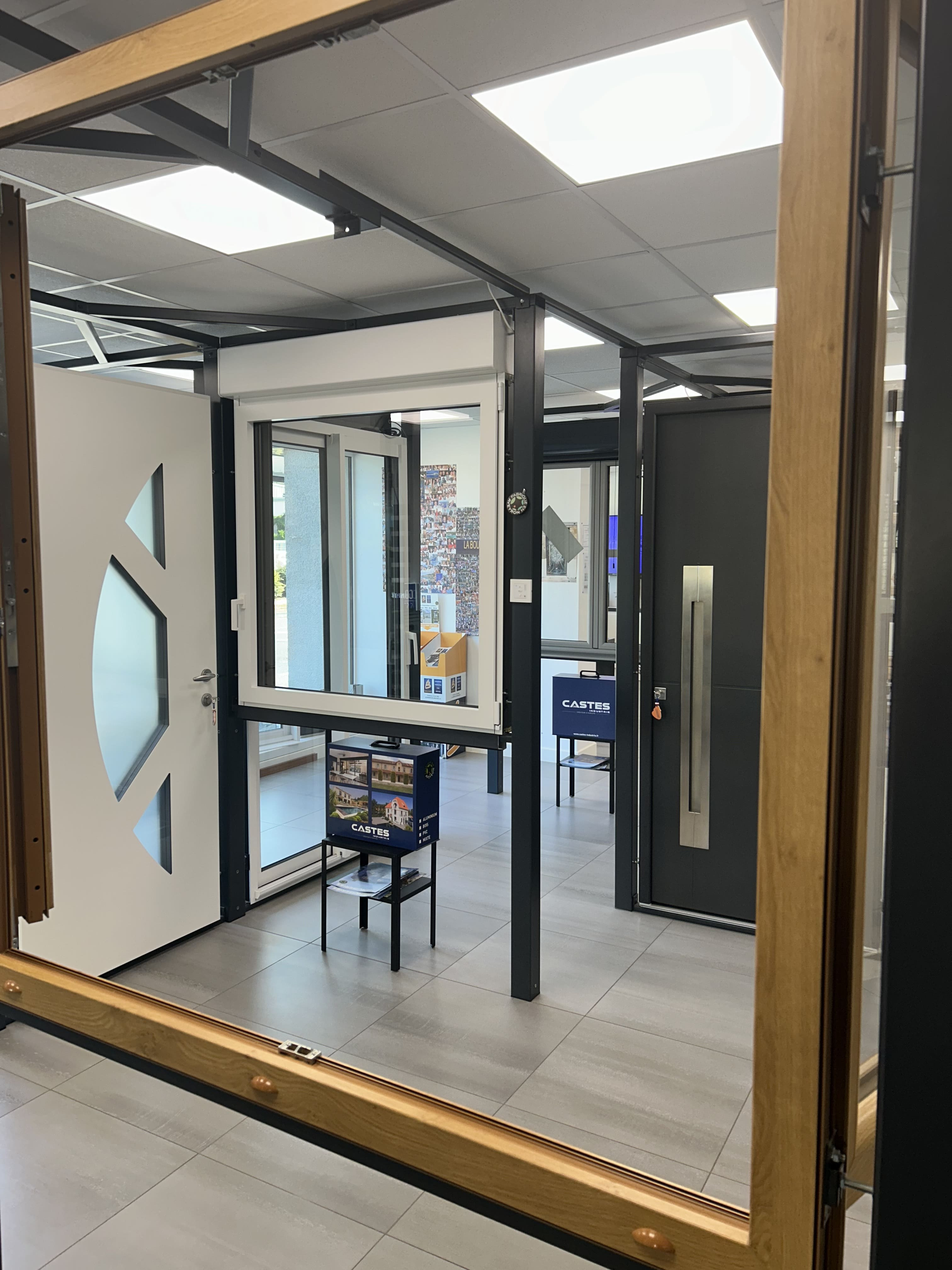 Photo du showroom de La Boutique du Menuisier Tomtoms à Firminy