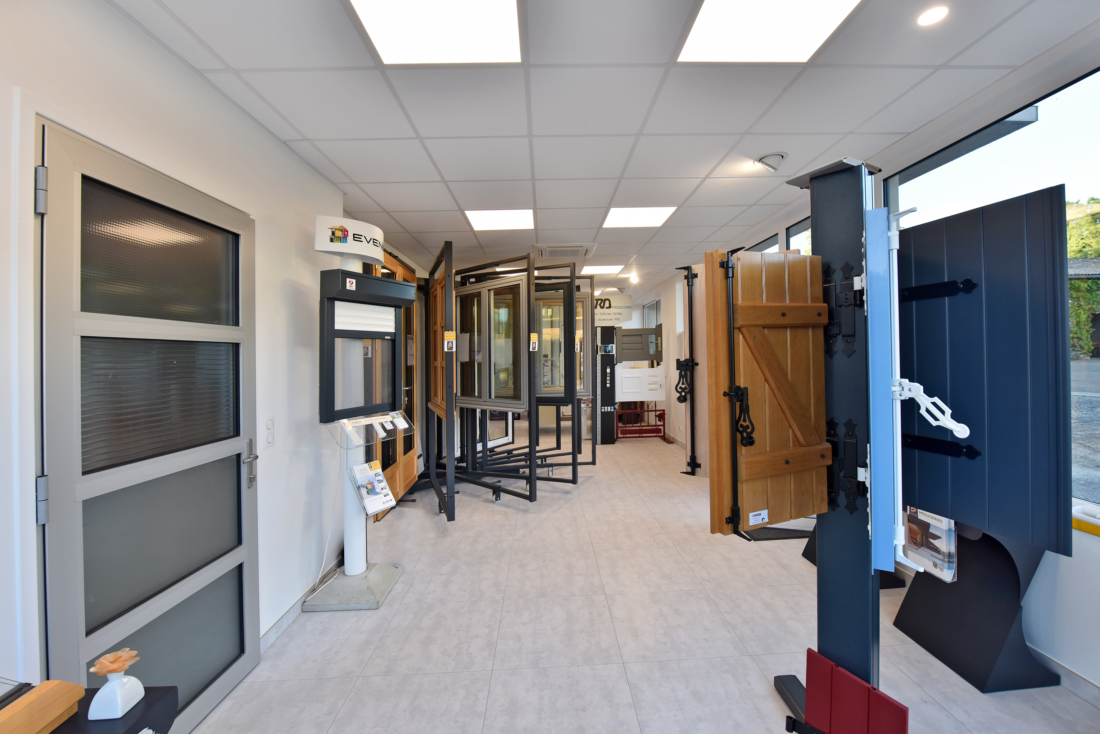 Showroom de la Boutique Doubinine Menuiserie à Loches