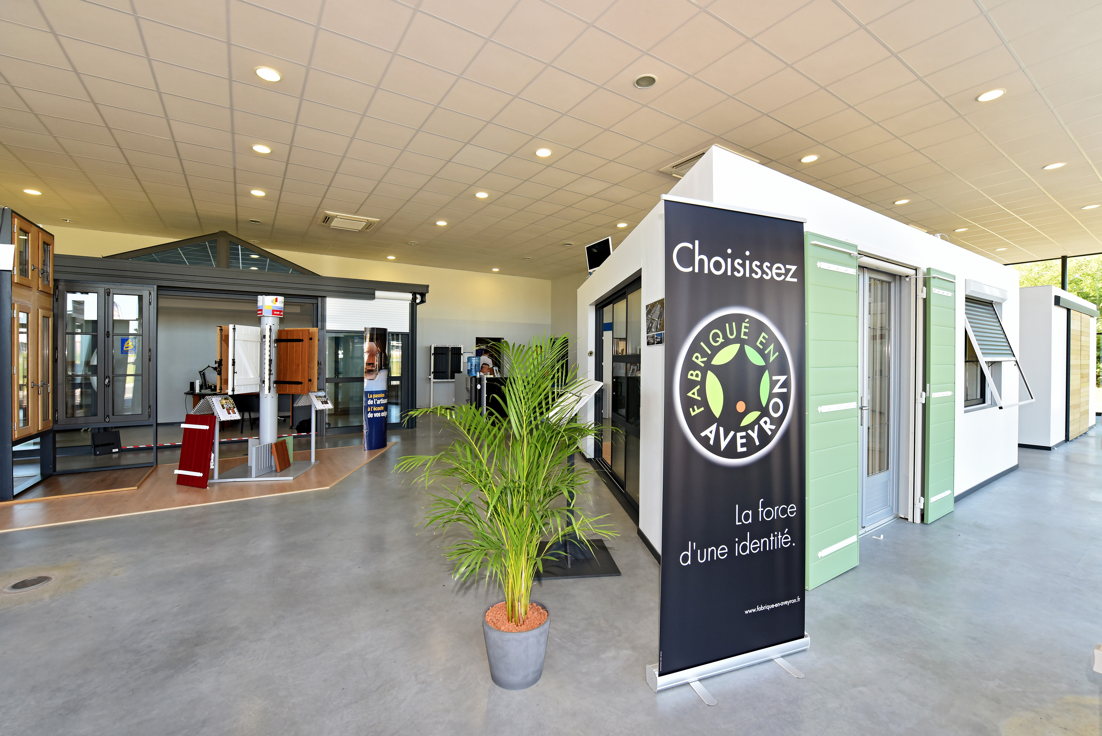 Showroom de la Boutique Tendance Fenêtres à Mazères (33)