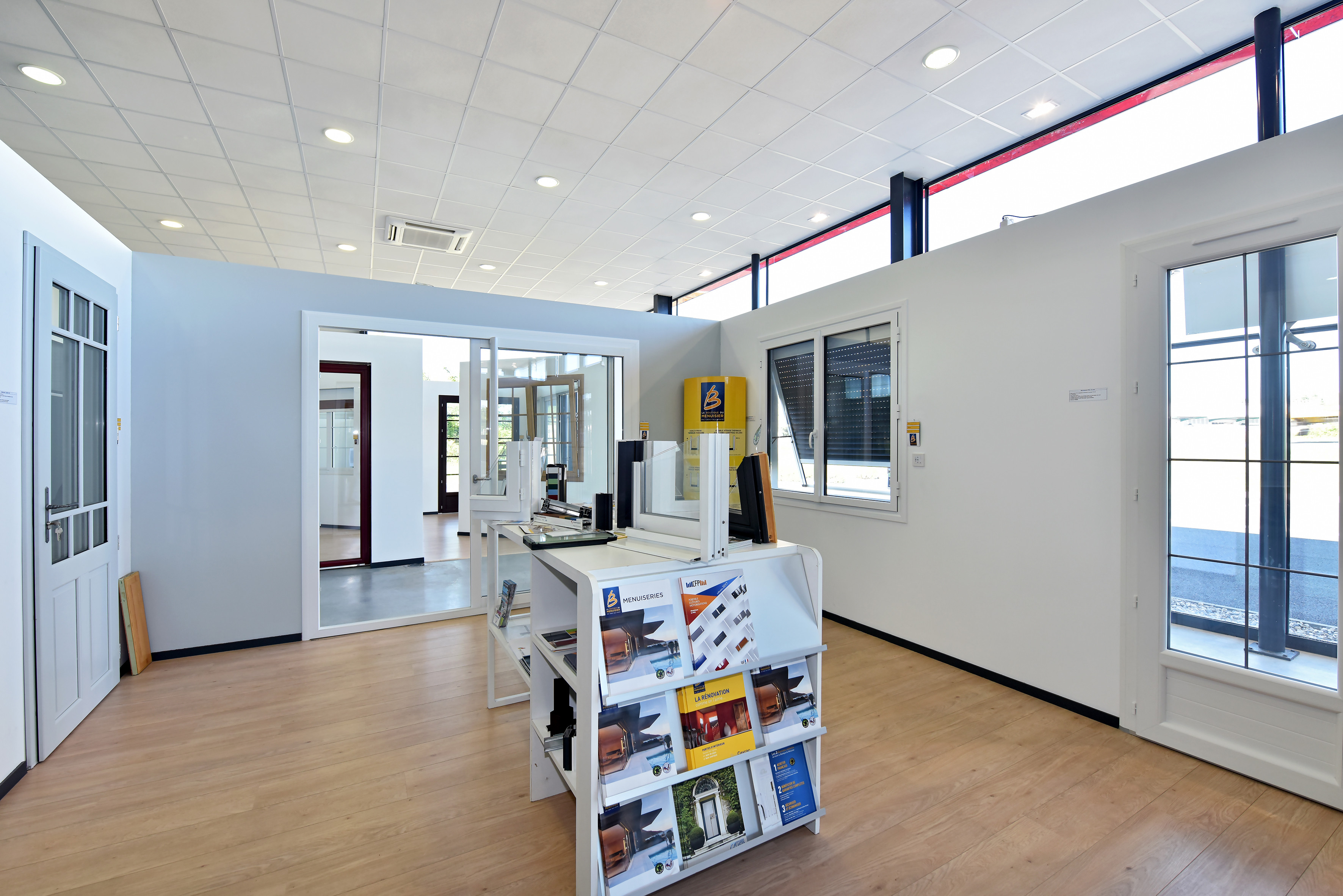 Showroom de la Boutique Tendance Fenêtres à Mazères (33)